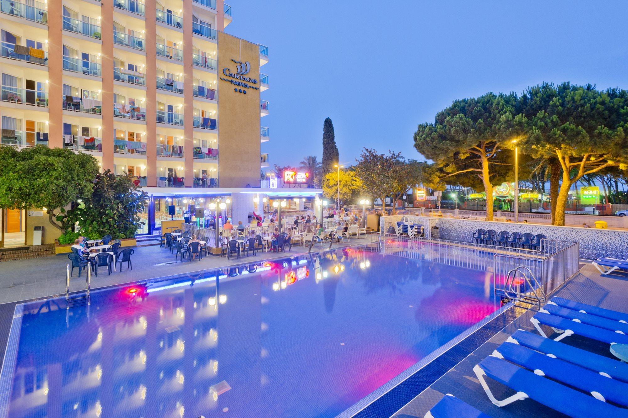 Hotel Cartago Nova By Alegria Malgrat de Mar Bagian luar foto