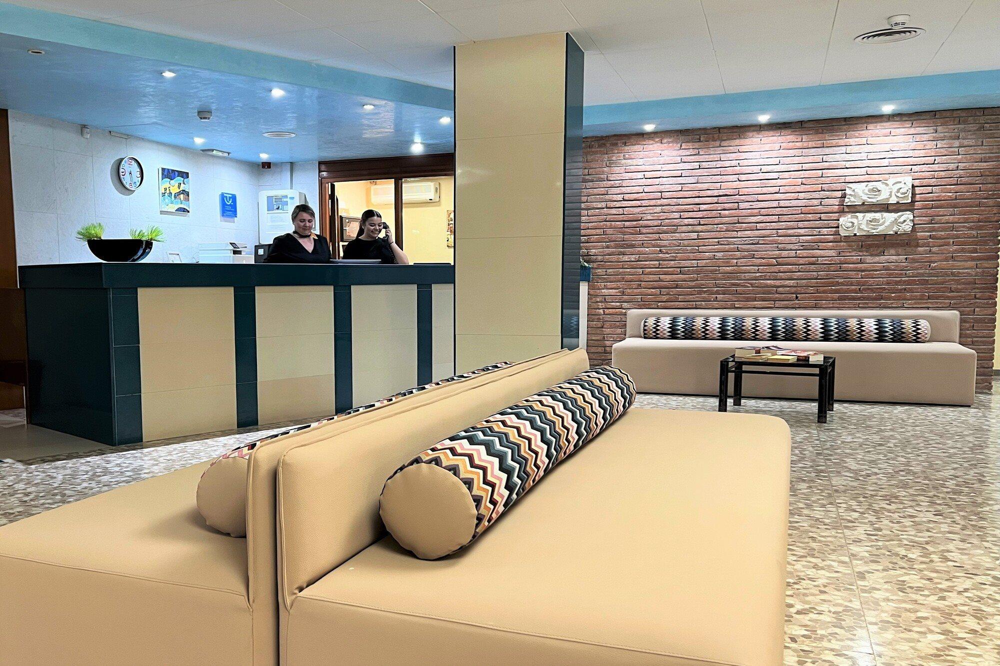 Hotel Cartago Nova By Alegria Malgrat de Mar Bagian luar foto